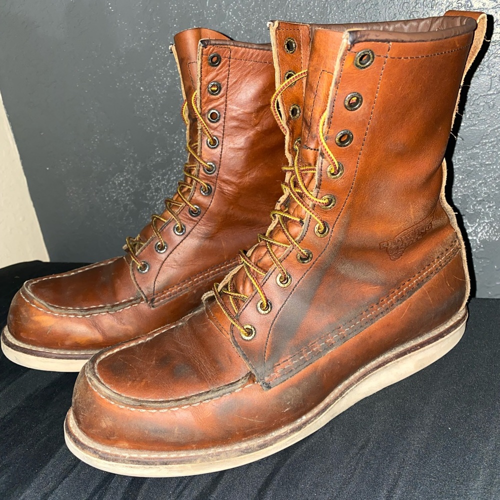 Redwing 10877 8 inch moc toe boots